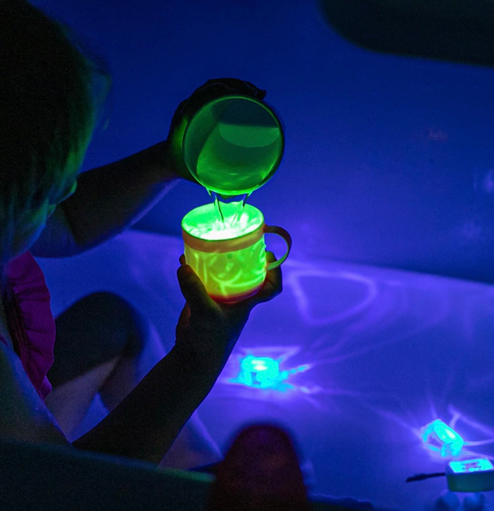  Glo Pals Water Activated Light-Up Cubes